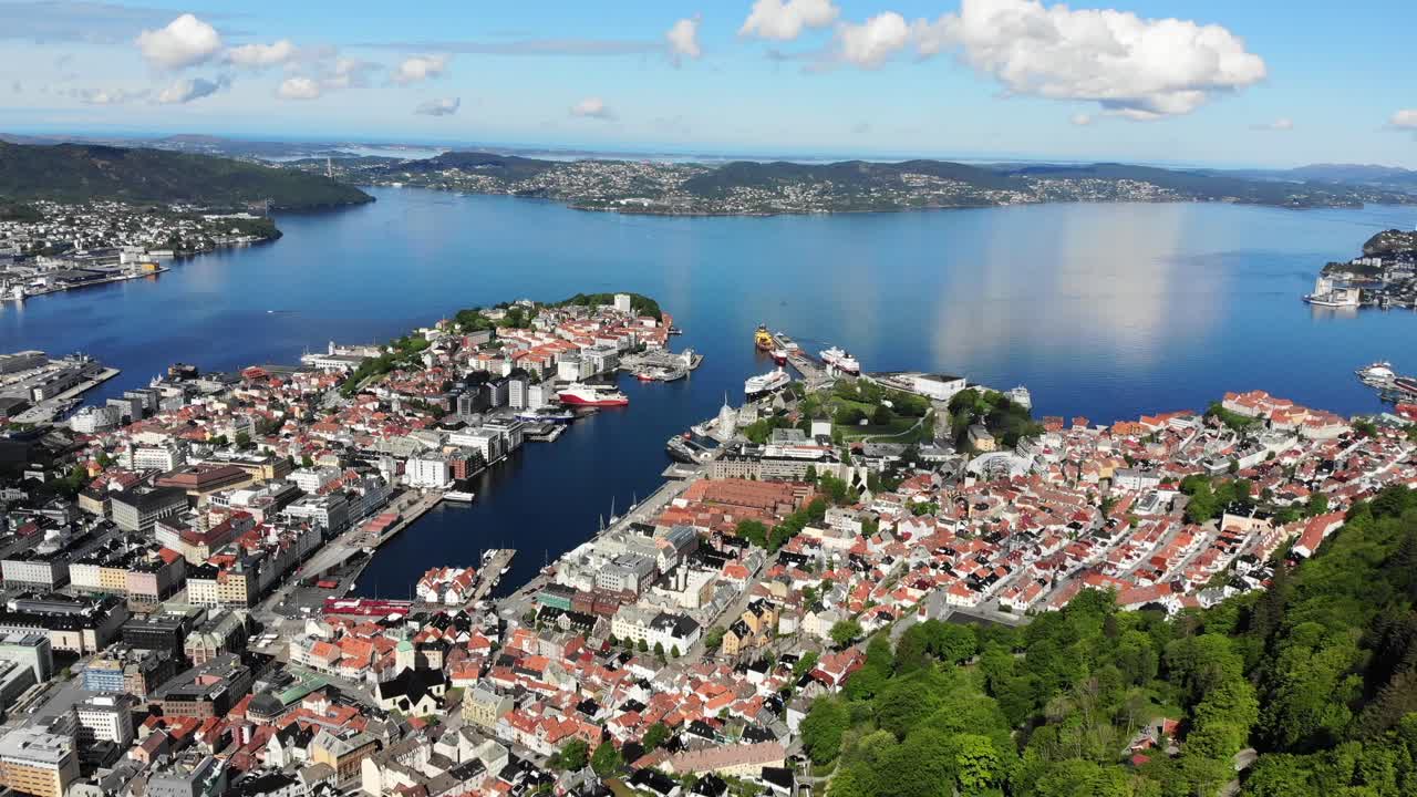 Aerea: sorvolando Bergen in Norvegia