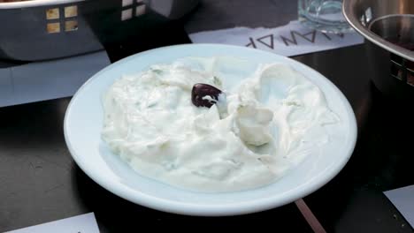 People-eating-Greek-Tzatziki-plate-for-dinner