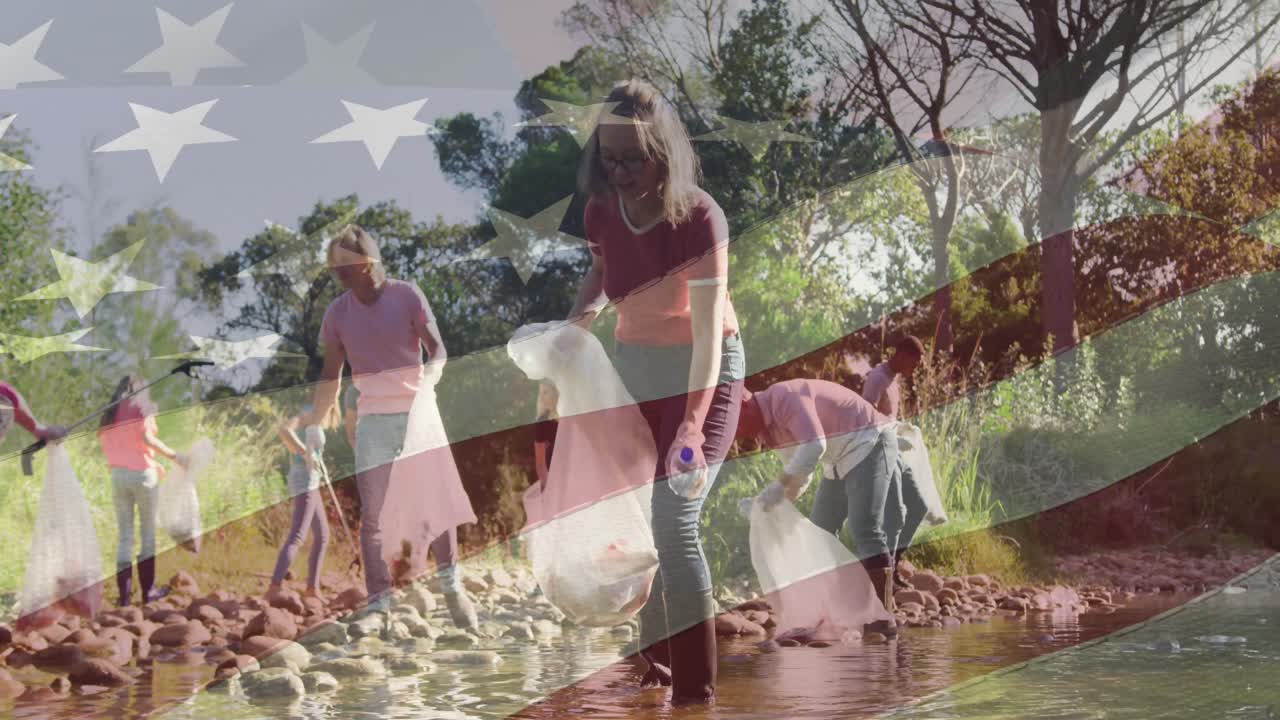 숲을 청소하는 다양한 자원봉사자 그룹에 대한 미국  ⁇ 발의 복합 비디오