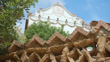 Ziegel-Im-Park-Güell-Von-Architekt-Gaudi-In-Carmel-Hill,-Barcelona,-Spanien