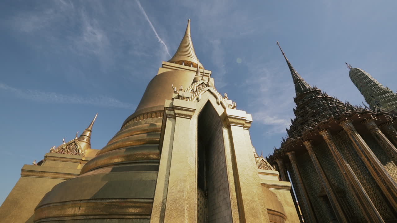 The original of this one was cover with the white wash and the golden tile mosaics were applied during the reign of King Rama V.