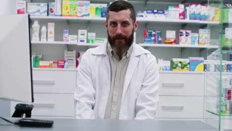 Man-posing-behind-the-counter