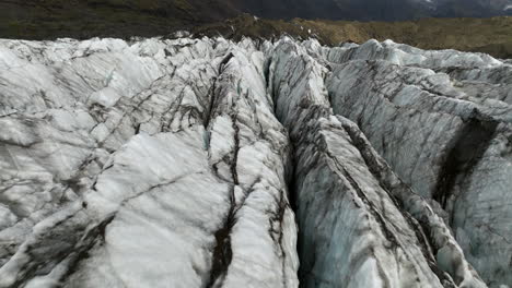 textura del glaciar svinafellsjokull en el parque nacional de vatnajokull, islandia