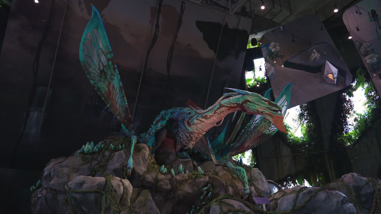 싱가포르의 만  ⁇ 의 정원에서 아바타 전시회