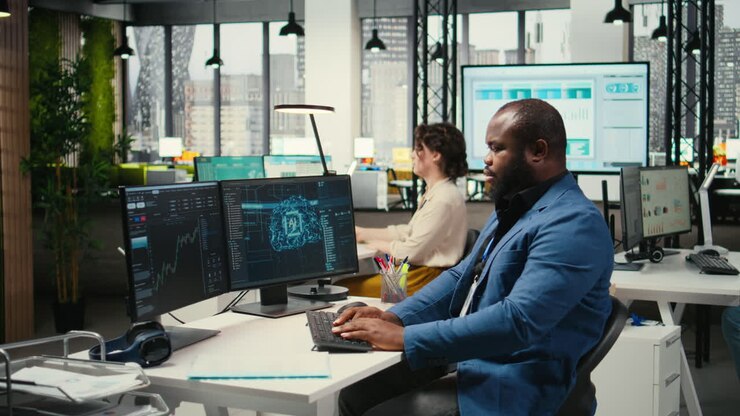 Vertical Video Black engineer uses artificial intelligence systems for data mining