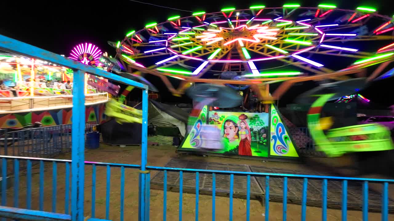 밤 인도 마하라슈트라에서 마하라슈트라 조인트 휠 와이드 뷰 상글리의 자스에서