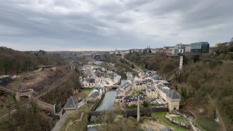 Vista-De-La-Ciudad-Del-Casco-Antiguo-De-Luxemburgo