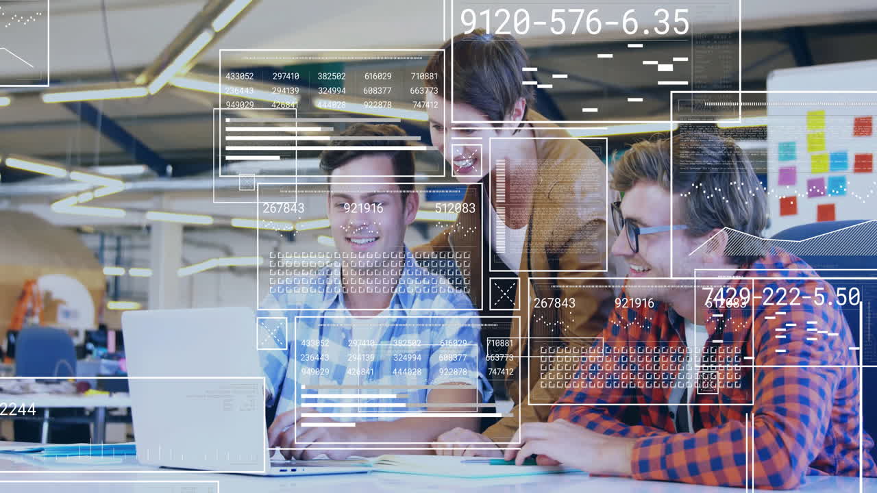 animación del procesamiento de datos financieros sobre diversas personas de negocios en la oficina