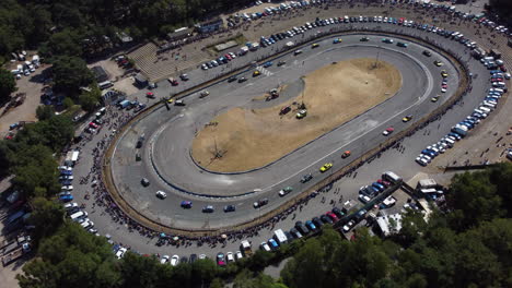 parade-lap-formation-lap-of-cars-before-a-race