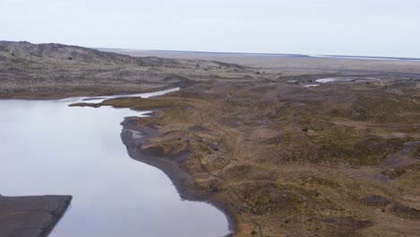 kvíarjökull 冰川<unk>湖和流向大西洋的河流,冰島