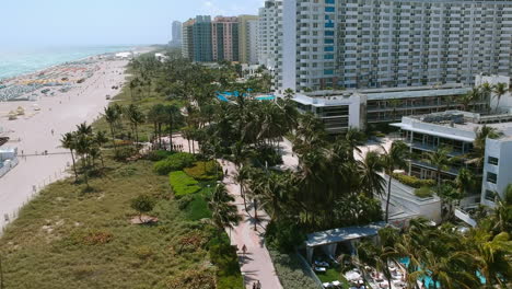 Aerial-view-of-beach-and-boardwalk