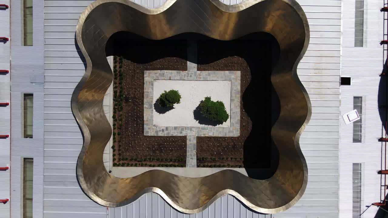 toma aérea del hotel vik, millahue, chile, uhd 4k