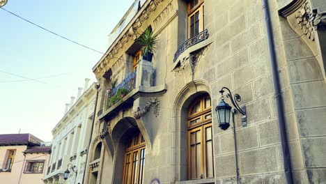 Building-exterior,-neoclassical-architecture-of-Concha-y-Toro-in-Santiago-de-Chile