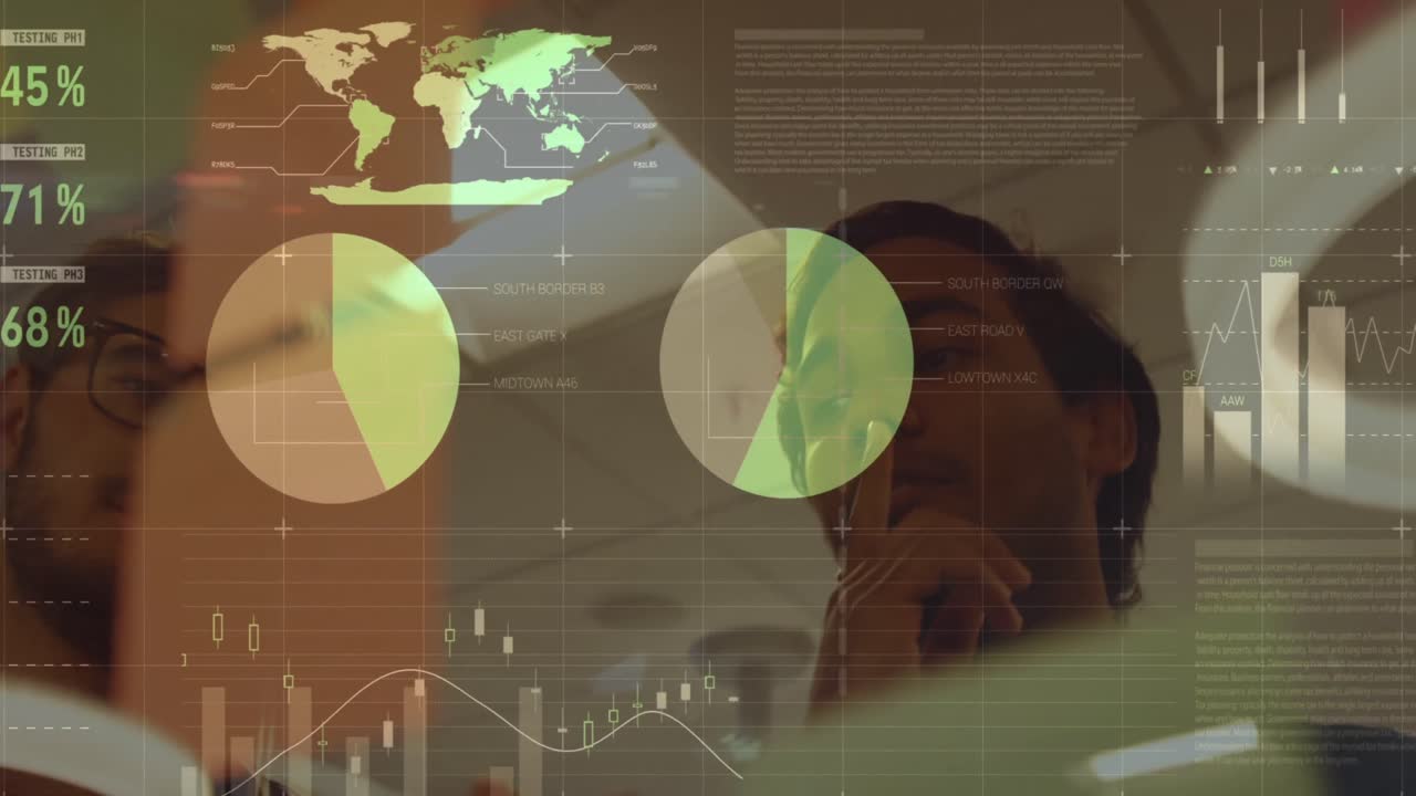 animación del procesamiento de datos sobre diversas personas de negocios hablando