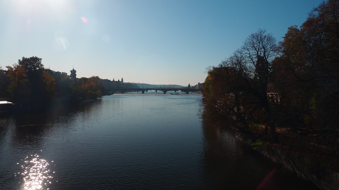 물줄기가 흐른다