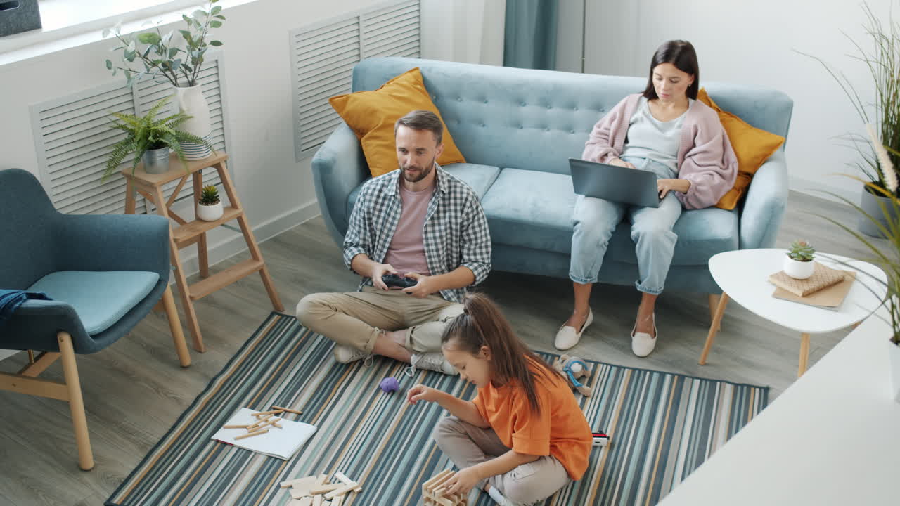 Evde Aile Eğlencesi