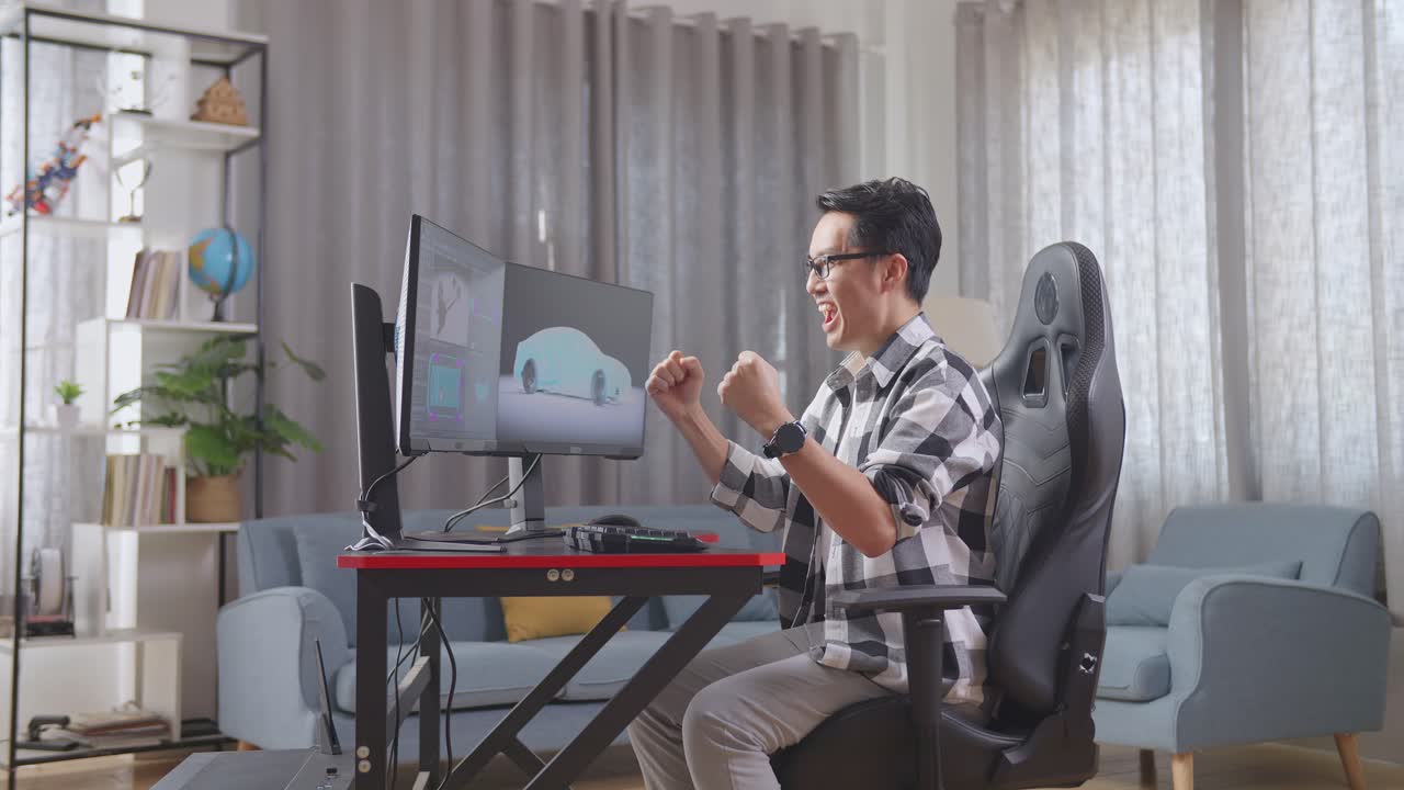 행복한 디자이너가 프로젝트를 축하하고 있습니다.