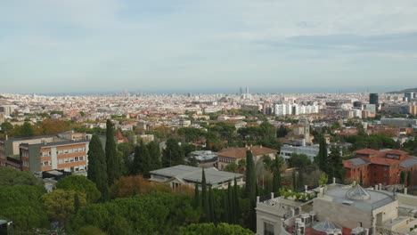 Panorámica-De-Barcelona-Que-Muestra-Todos-Los-Puntos-De-Referencia-En-El-Horizonte.