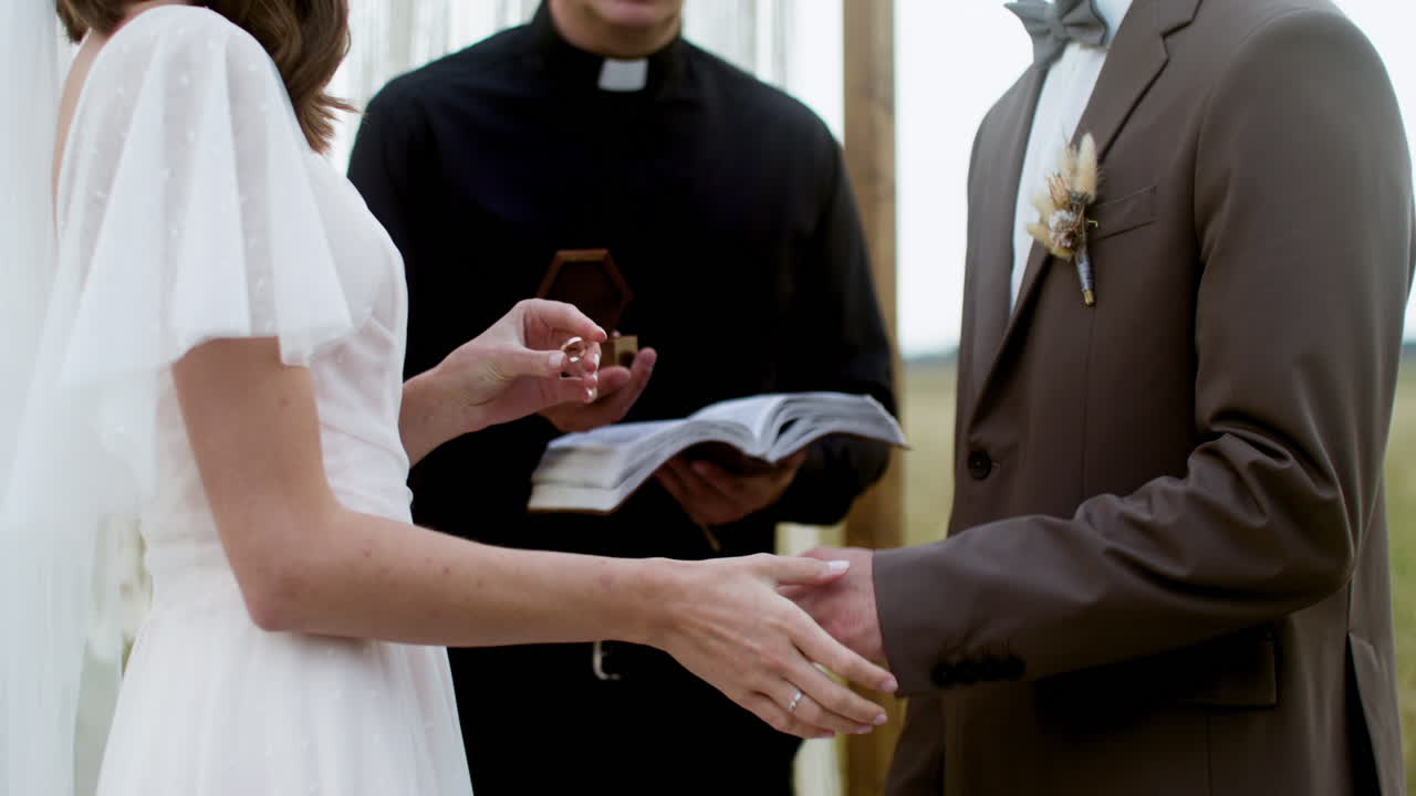 결혼 하는 부부