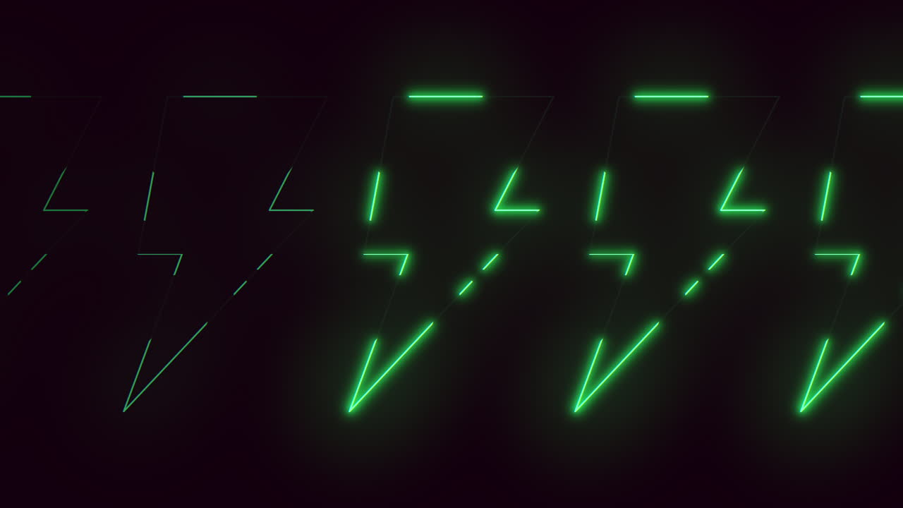 Fulmine verde neon brillante su sfondo nero