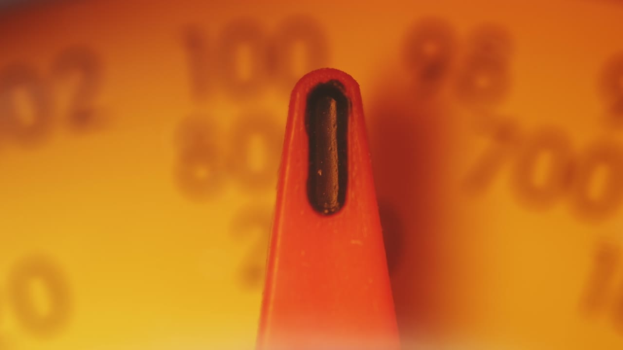 Old Retro AM FM Radio with tubes, Hand Changing stations , bulb vintage music player.