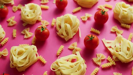 Uncooked-pasta-with-fresh-tomatoes