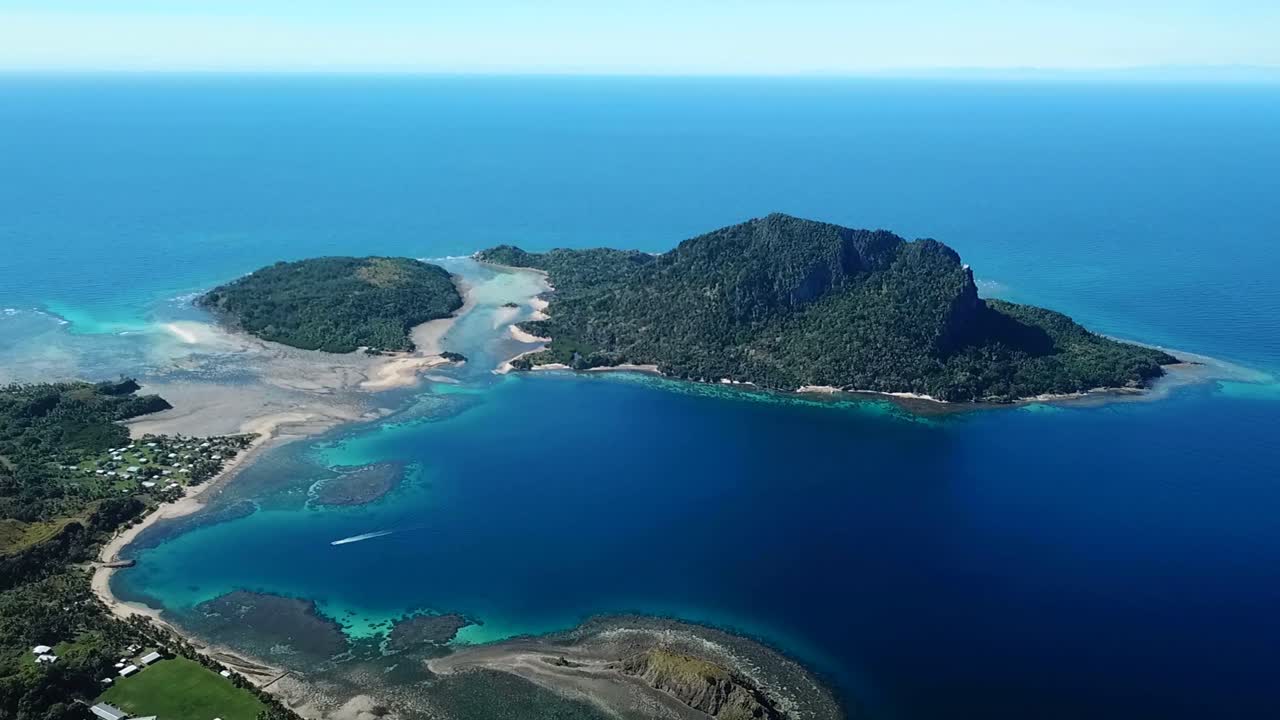 fiji - excursión en dron por la laguna azul