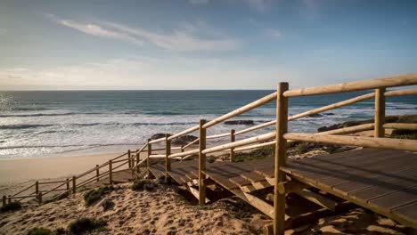 pasos de playa seguimiento timelapse 4k