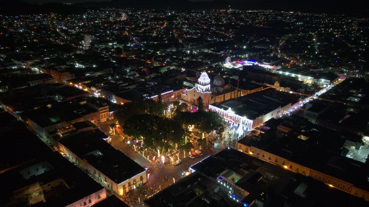 hiperlapso nocturno del centro de altixco puebla