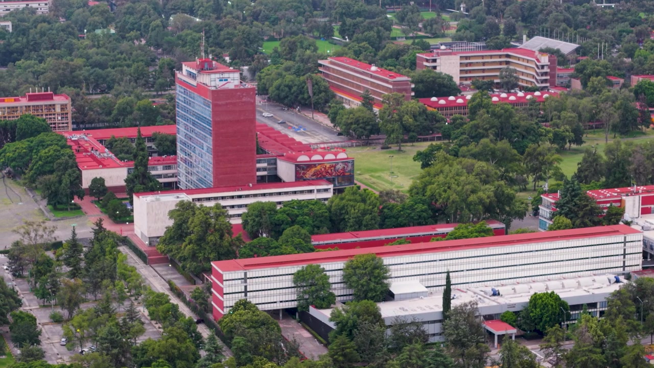 Tempo nublado sobre a paisagem urbana da Cidade do México