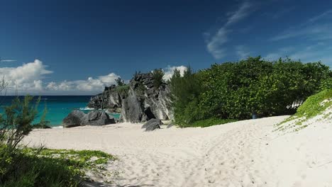 Beach-like-trails-that-connects-to-Bermuda-South-Shore-beaches