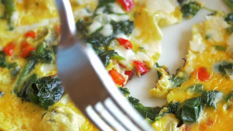 delicious spinach and red pepper omelette