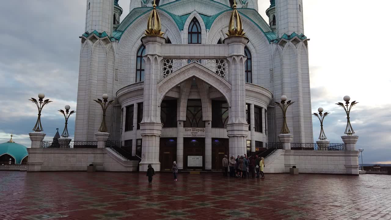 Front pan view of Qol Sarif Mosque in Kazan, Russia. Panning upwards and revealing whole mosque and it's towers.