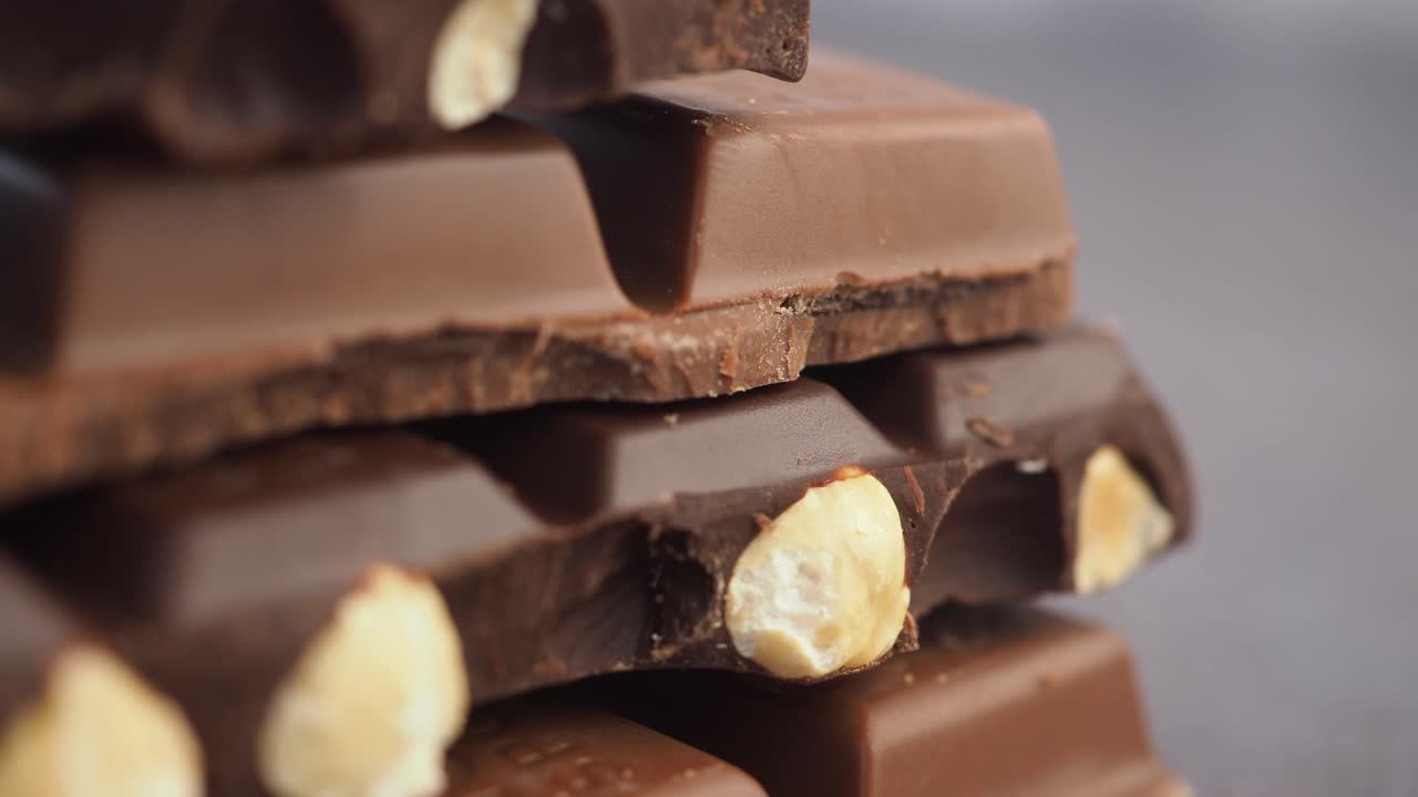 초콜릿과 견과류