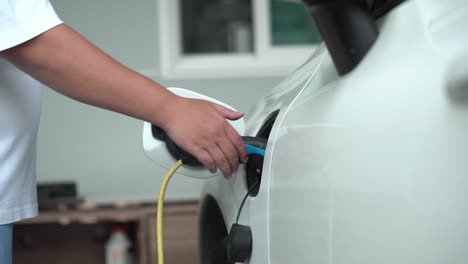 vehículo eléctrico eléctrico híbrido de carga de energía para el hogar.