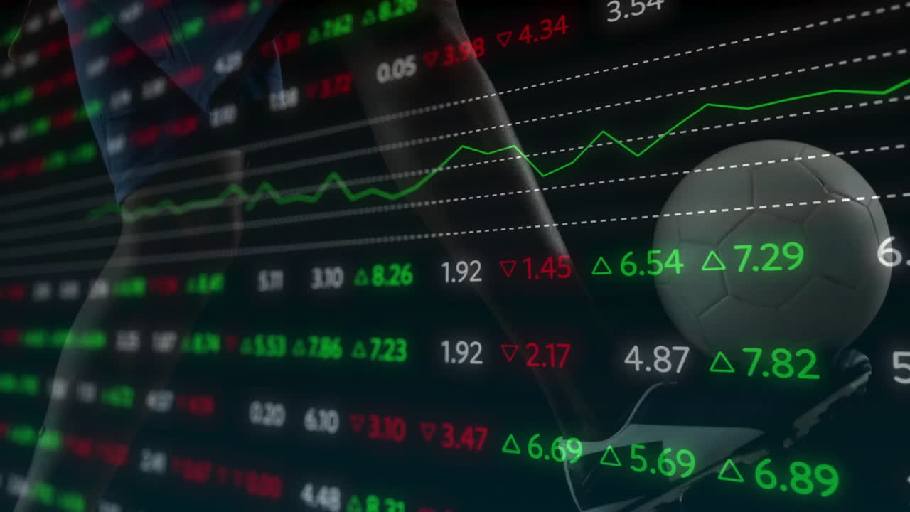 Animazione di dati e grafici di borsa sovrapposti a un pallone da calcio e a un giocatore in movimento