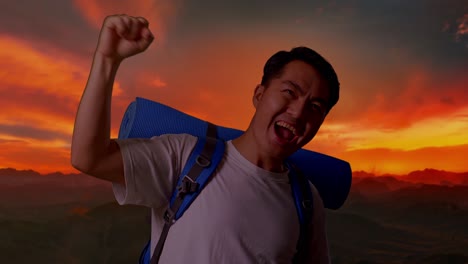 feliz viajero al amanecer