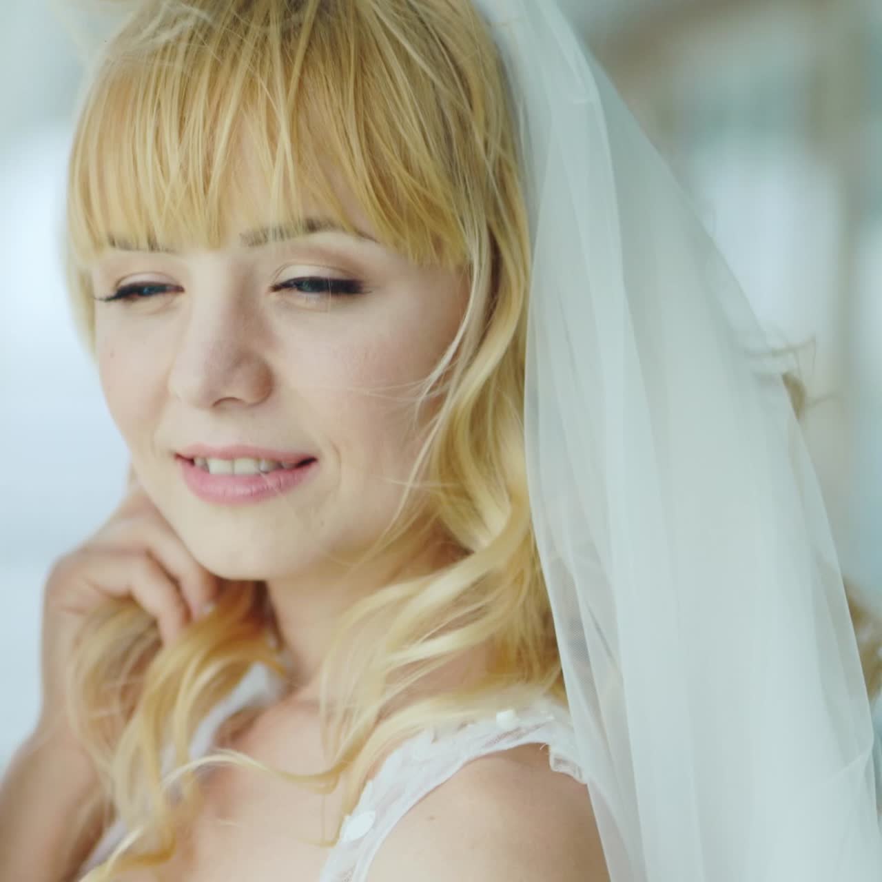 retrato de una hermosa novia rubia 09