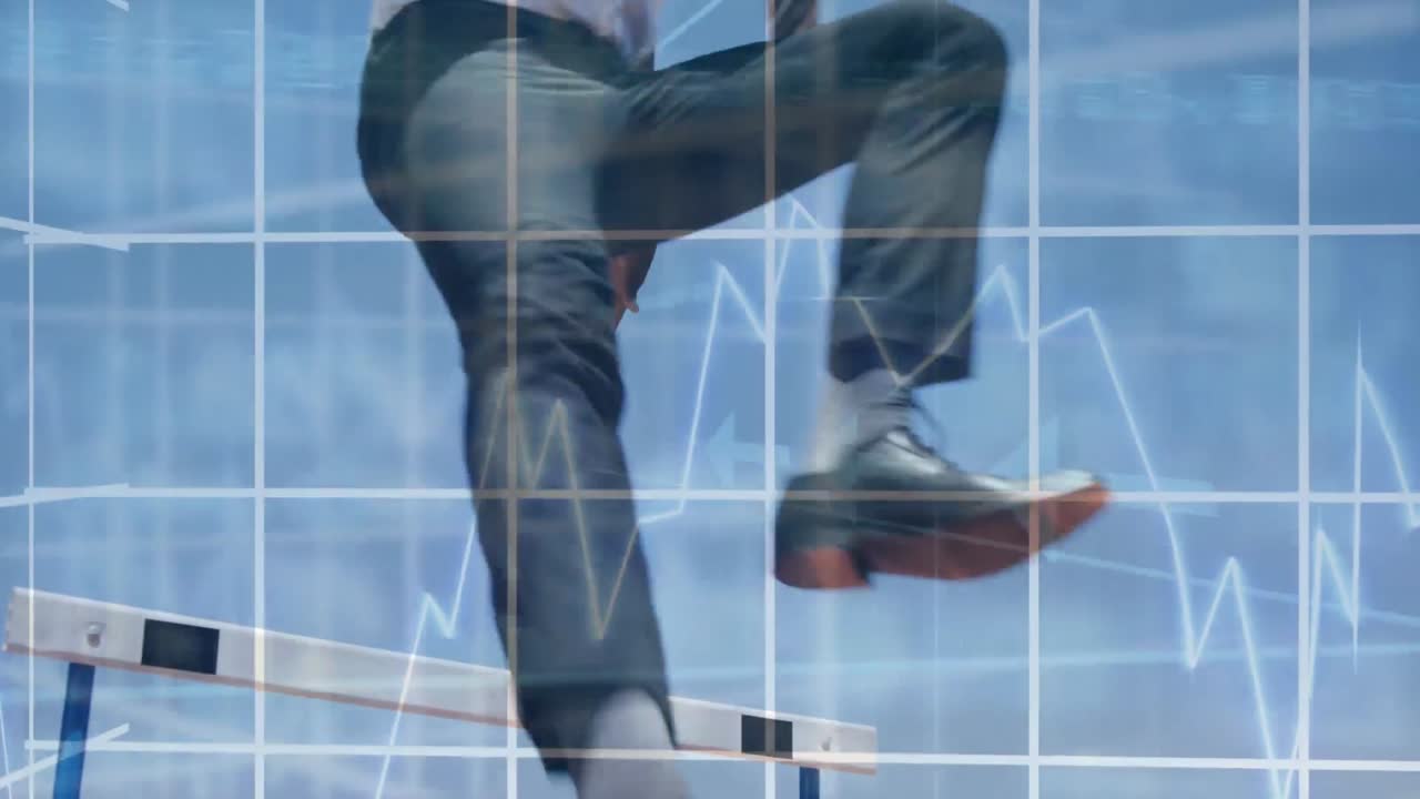 animación de una cuadrícula con flechas y estadísticas sobre un hombre afroamericano que lleva un traje saltando