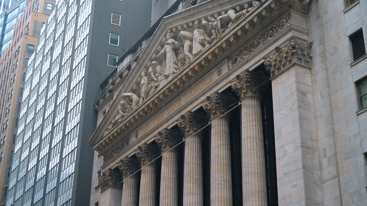 New York, USA, 15 gennaio 2026: esterno dell'edificio della Borsa di New York. Facciata della Borsa di New York a Wall Street, Manhattan