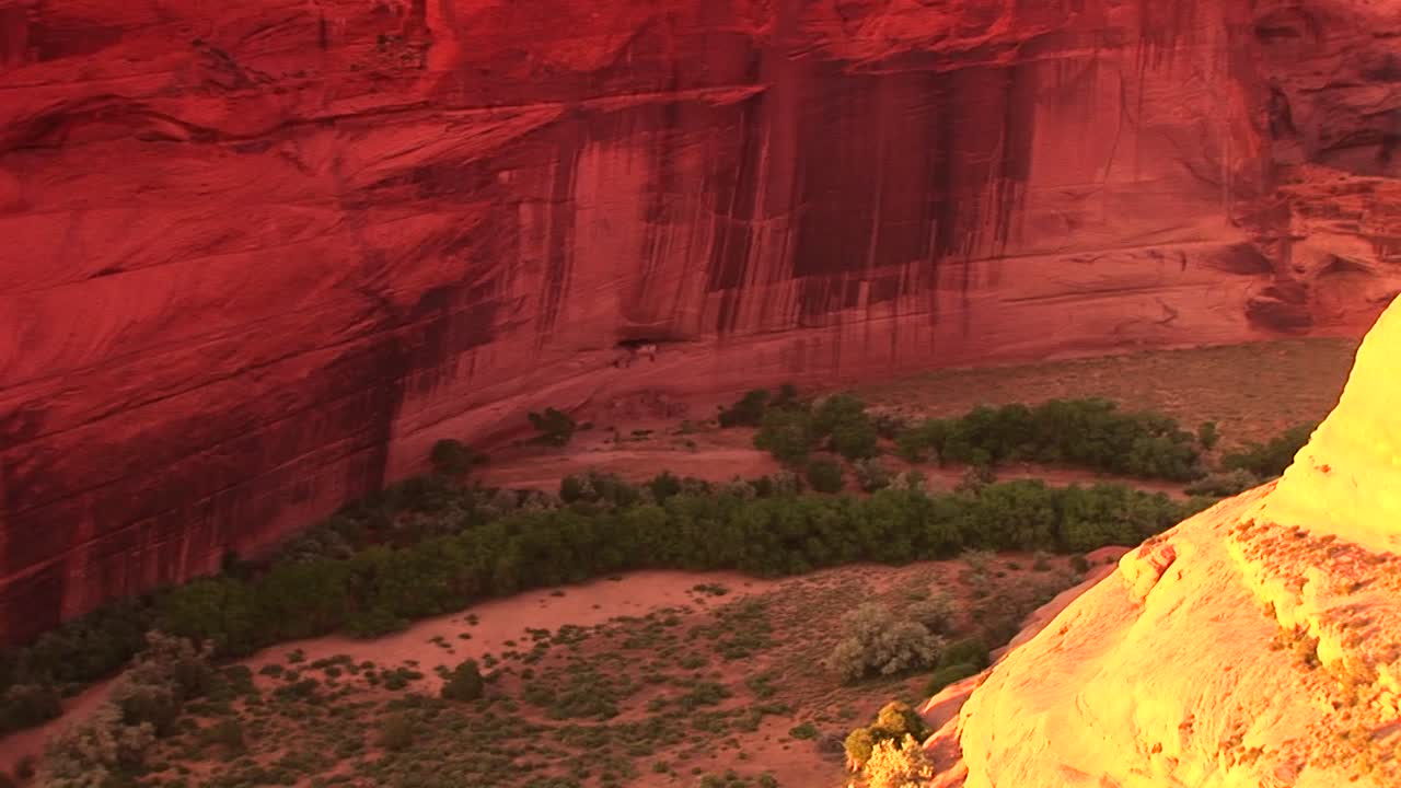 절벽에 거주하는 아메리칸 인디언 확대