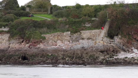 imágenes tomadas de un viaje en barco por el río tamar en plymouth, devon en inglaterra