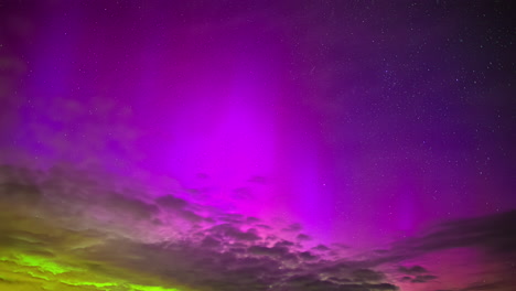 aurora borealis: stunning northern lights display