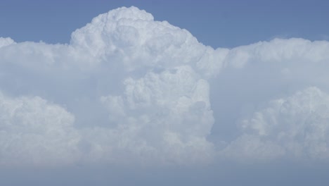 Trueno-Nubes-De-Tormenta-Acumulando-Lapso-De-Tiempo