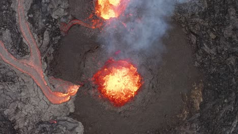 Volcanic-Craters-With-Boiling-Lava-Bursting-Down-The-Hill-Of-Fagradalsfjall-In-Reykjanes-Peninsula,-South-Iceland