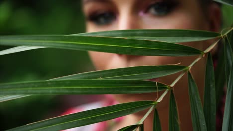 mujer en la naturaleza