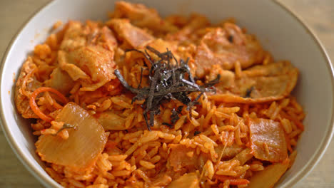 kimchi-fried-rice-with-pork-sliced---Korean-food-style