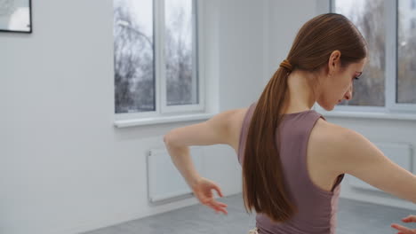 ballet dancer practicing