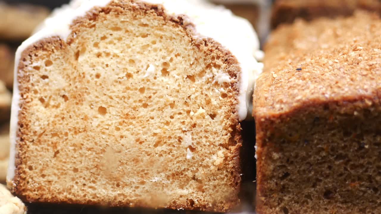 케이크와 쿠키 한 조각의 가까운