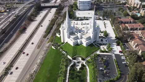 antena del templo blanco de san diego california, iglesia mormona cerca de la jolla, religión